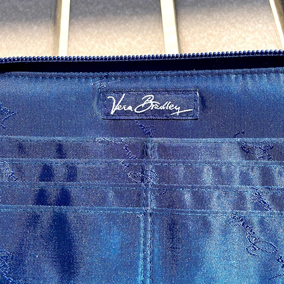 Vera Bradley large zip wallet/clutch. - Picture 6 of 8